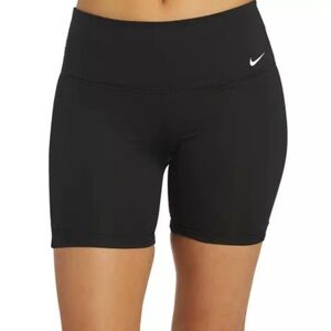 Nike Dri-Fit Women’s Athletic Shorts Black Performance Fit Sz S 7.5” Inseam